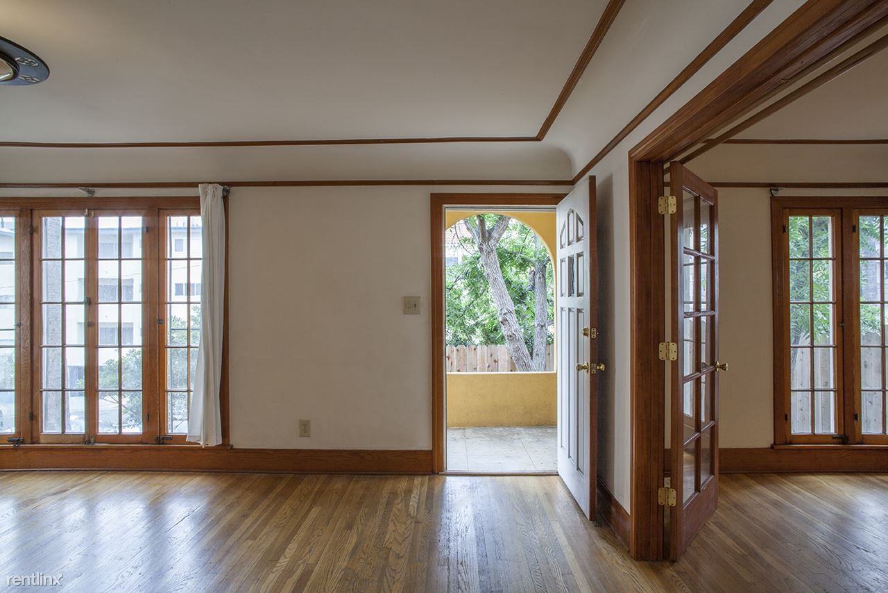 1918 Whitley Ave - Photo 3 of 33