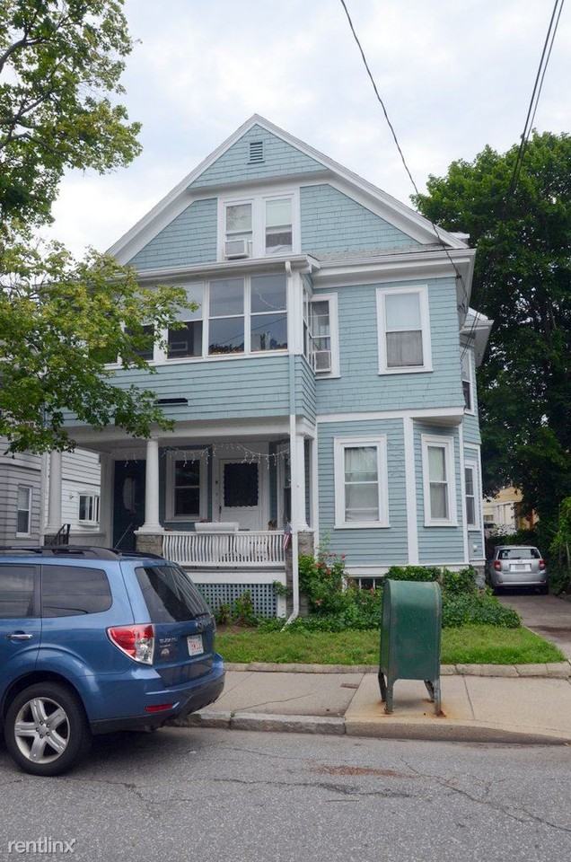 11 Burnham St - Photo 2 of 10