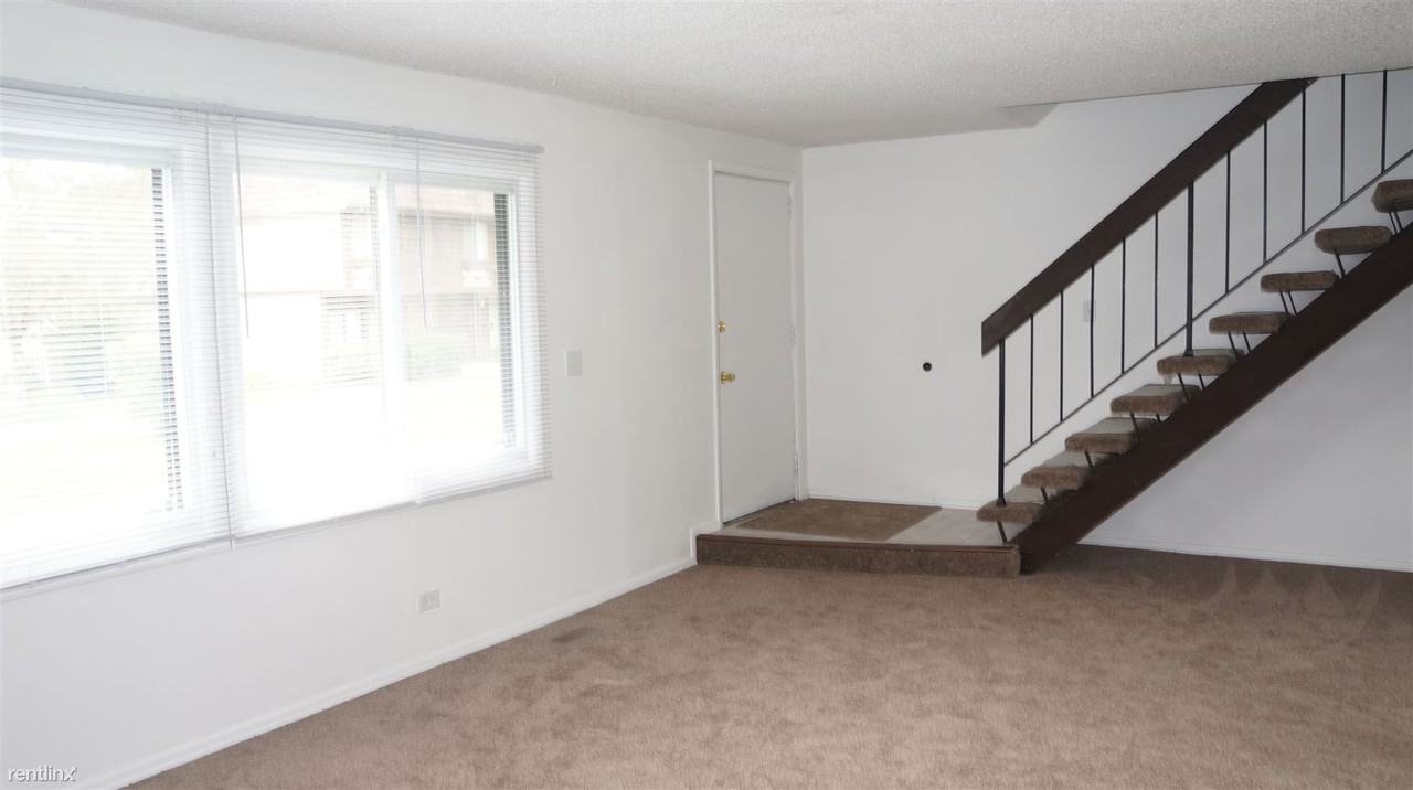 5566 Santa Cruz Dr - Photo 3 of 27