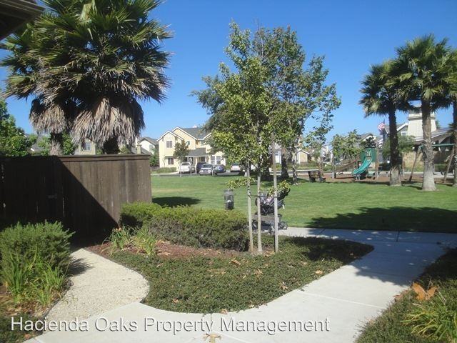 1641 Chianti Ln - Photo 3 of 10