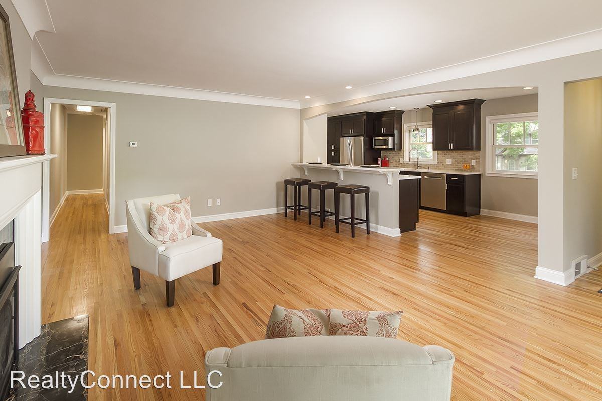 1200 Lakeview Ave S - Photo 3 of 17