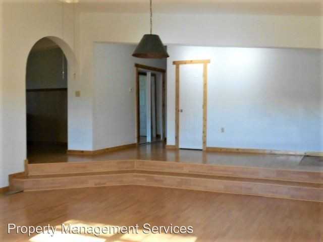 478 Kristen Ln - Photo 3 of 17