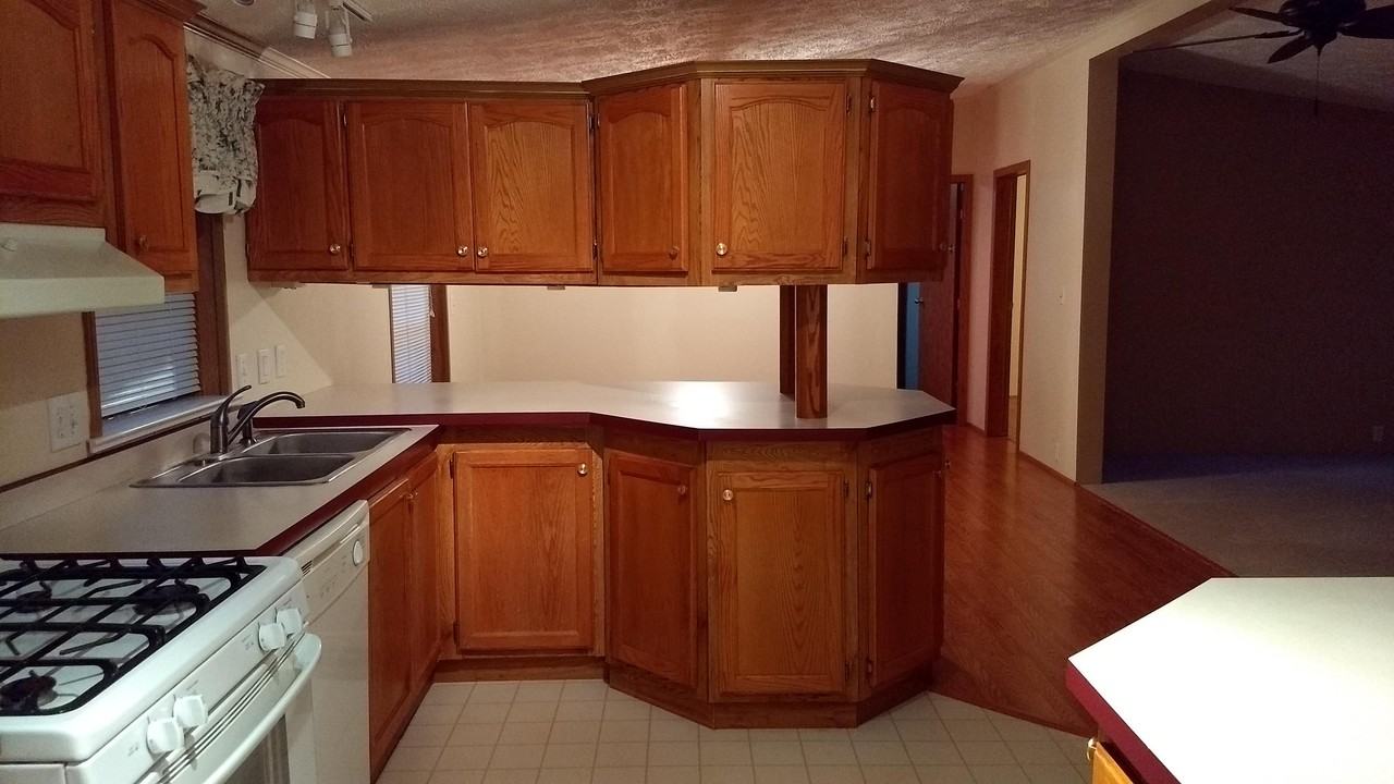 2063 Marina Rd - Photo 2 of 9