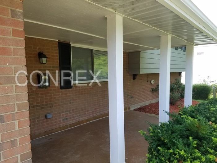 11724 Hanover Rd - Photo 3 of 13