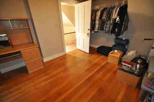 610 College St - Photo 3 of 23