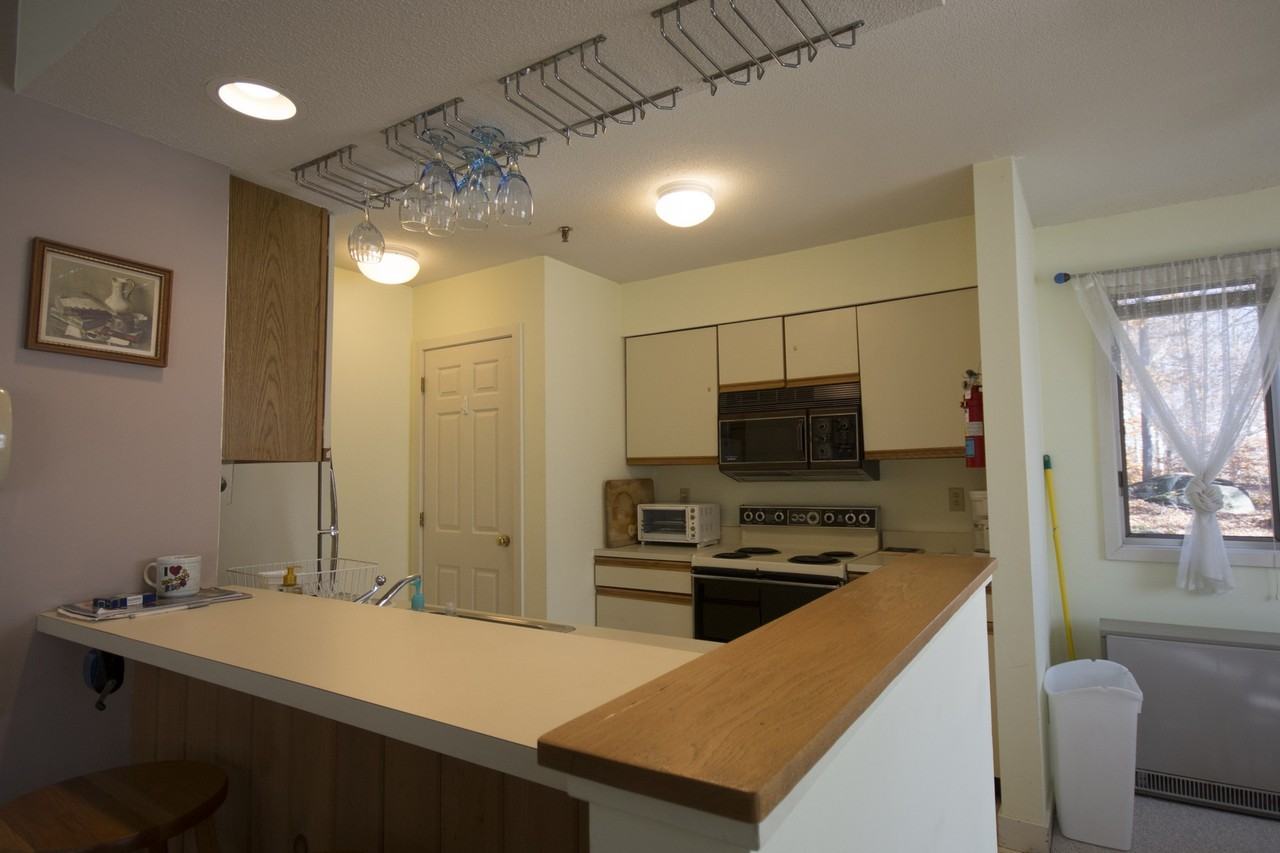 5 Village Lodge Rd - Photo 3 of 7