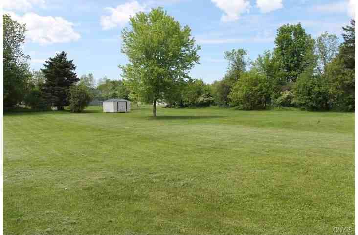 171 N Main St - Photo 3 of 22