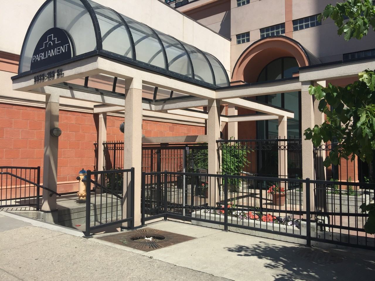 9939 109 Street Northwest - Photo 2 of 19