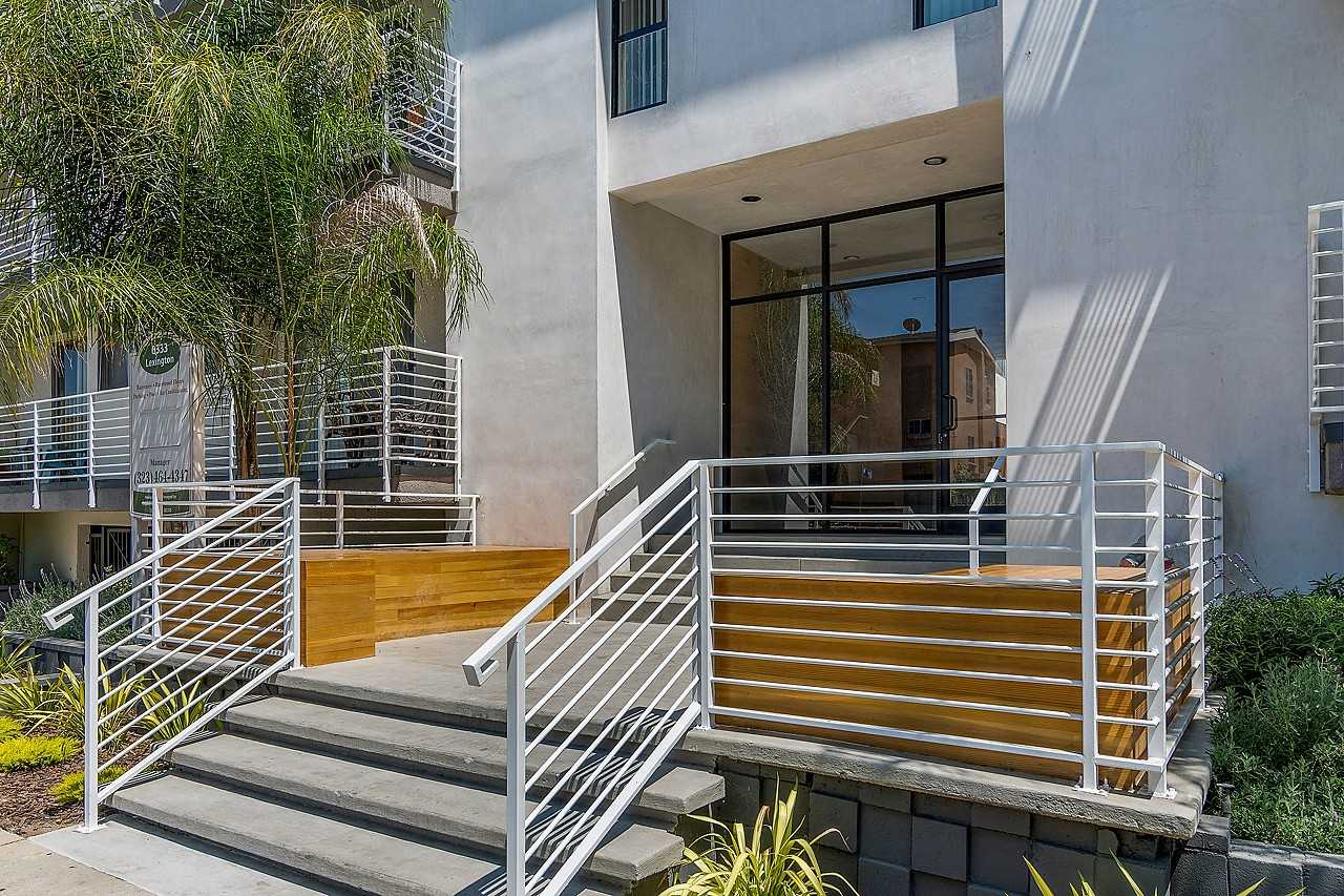 6333 Lexington - Photo 2 of 17