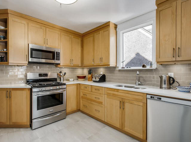 2855 Kitchener St - Photo 3 of 11