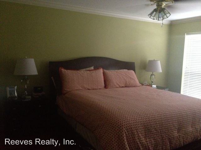 6420 Magnolia Pl Ct N - Photo 2 of 8