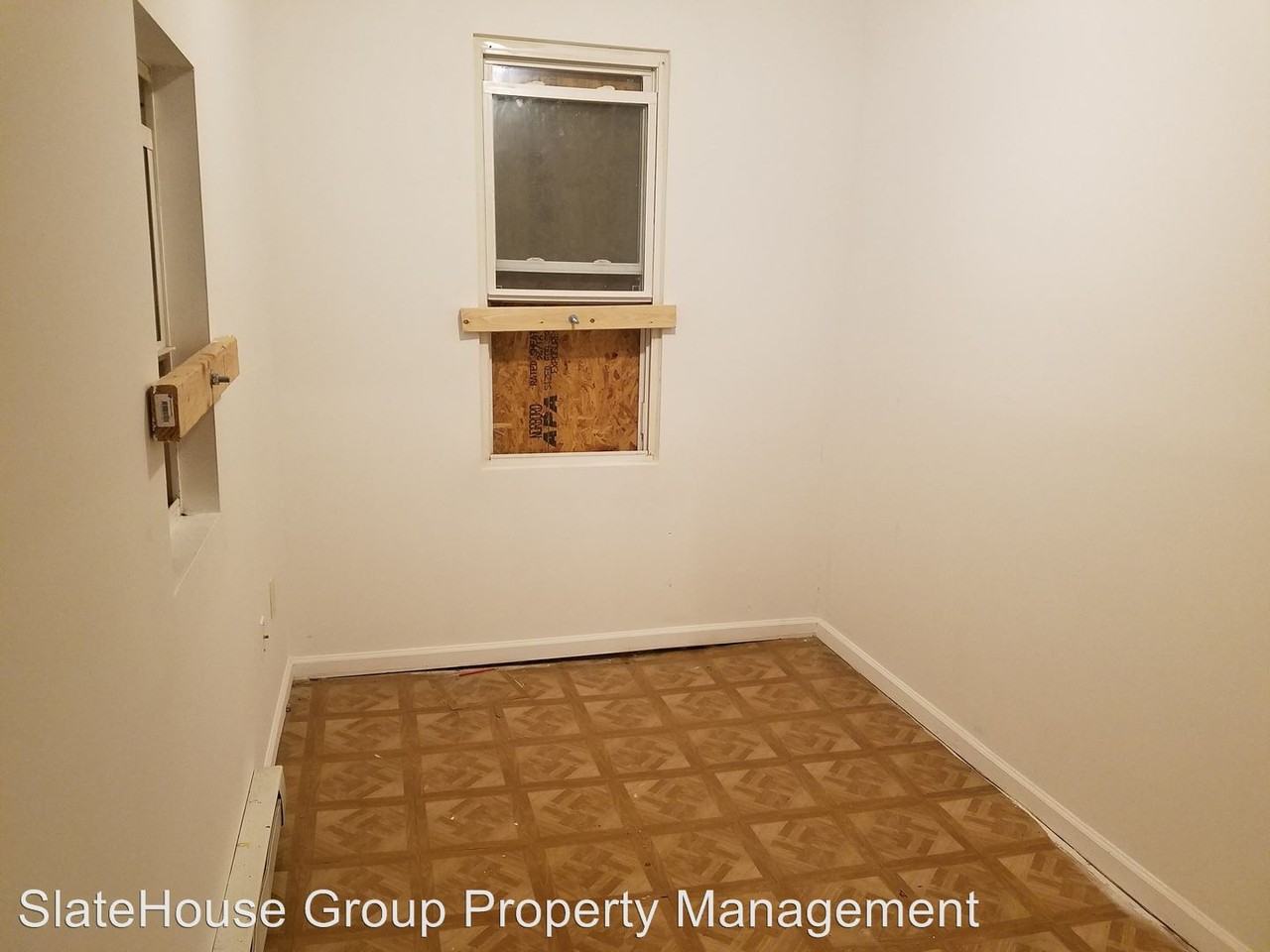 334 S 14th St - Photo 3 of 14