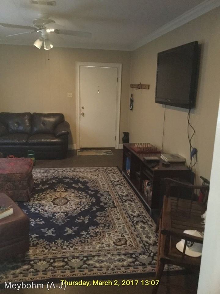 2116 Cresswell Dr - Photo 2 of 15