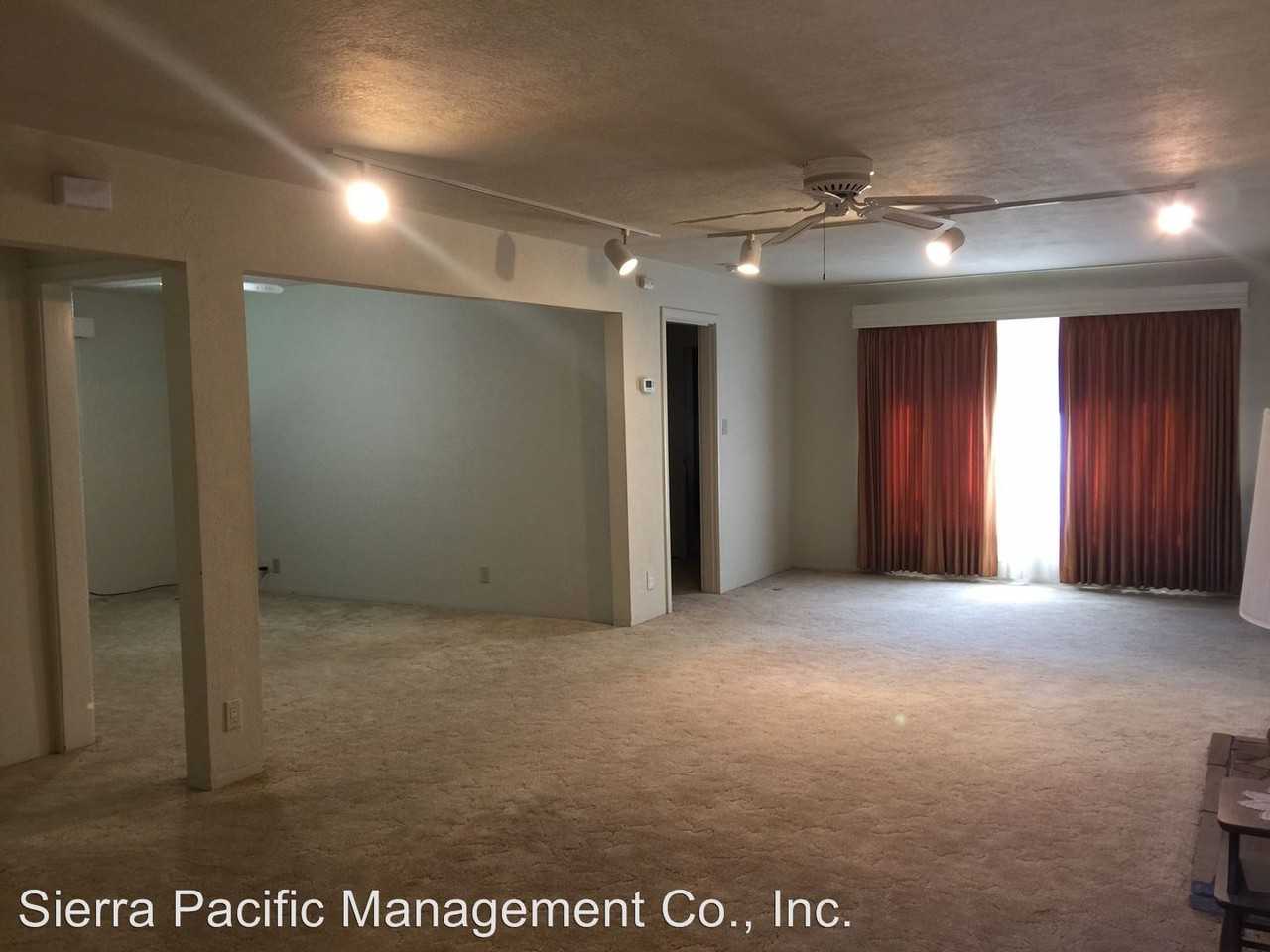 1607 Sunset Way - Photo 2 of 10