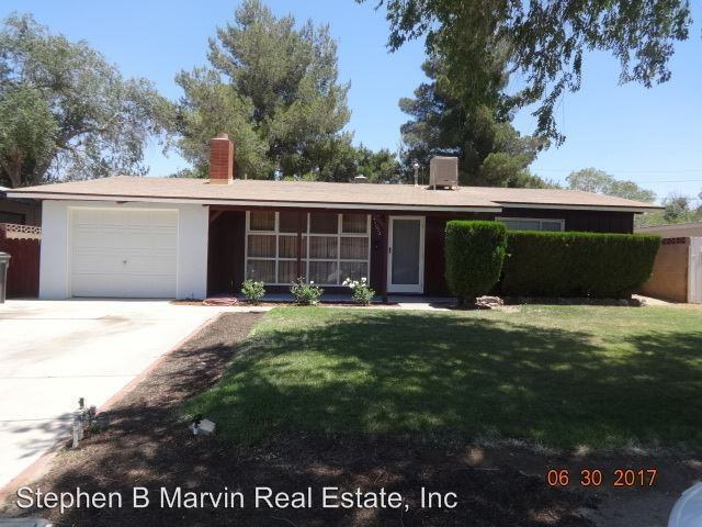 44052 Hardwood Ave - Photo 2 of 14