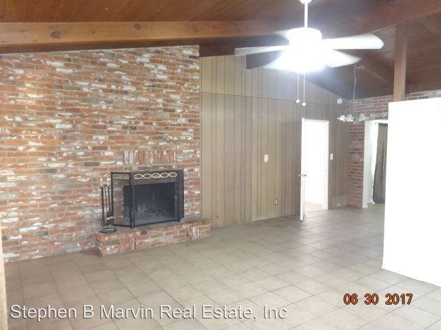 44052 Hardwood Ave - Photo 3 of 14