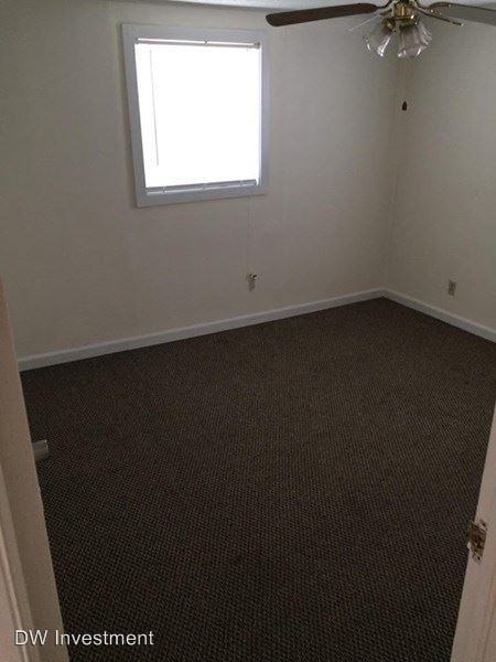 702 Overhill Rd - Photo 2 of 4