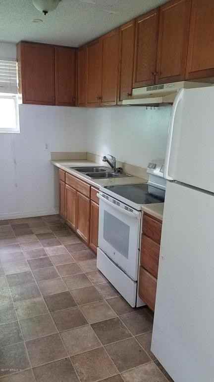 9426 Ohio St - Photo 2 of 8