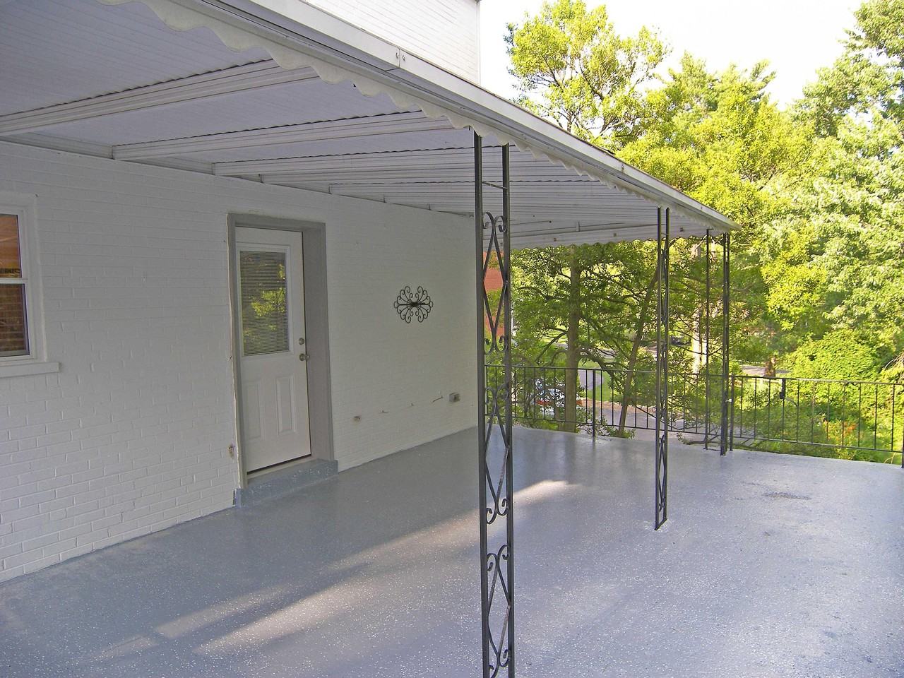 7522 Montgomery Rd - Photo 2 of 18