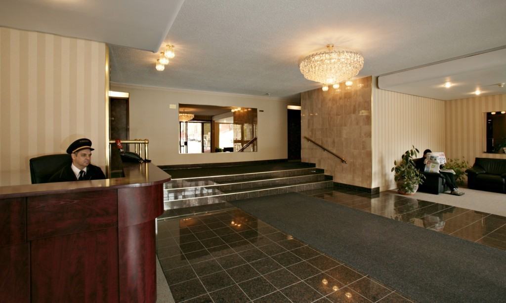 3488 Côte - Photo 2 of 10