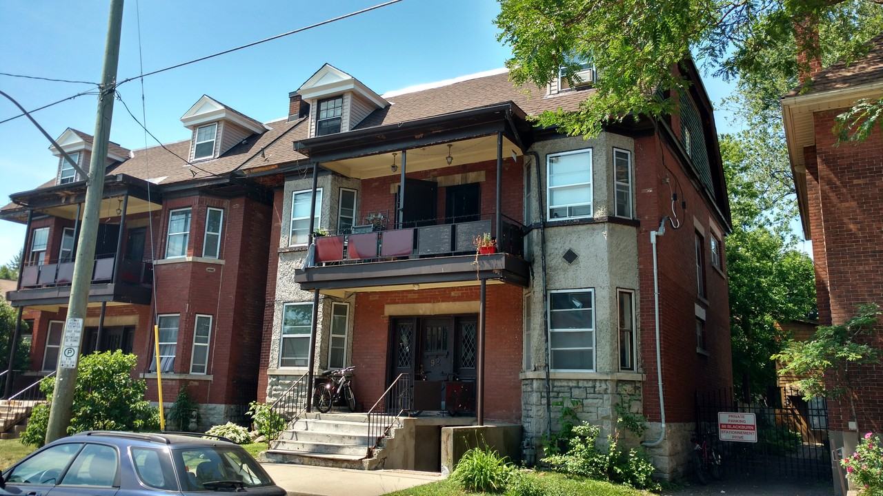 92 Blackburn Avenue #5