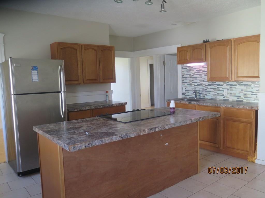 53 Ellsworth St #2 - Photo 2 of 15