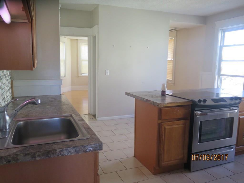 53 Ellsworth St #2 - Photo 3 of 15