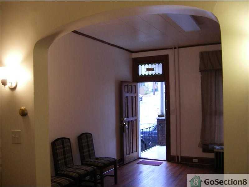 4729 Pennington Ave - Photo 2 of 24