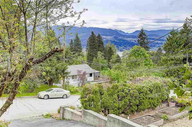 36 Seaview Dr - Photo 3 of 10