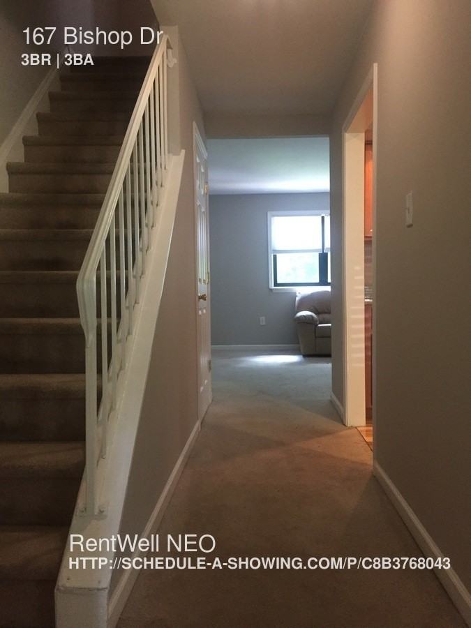167 Bishop Dr - Photo 3 of 13