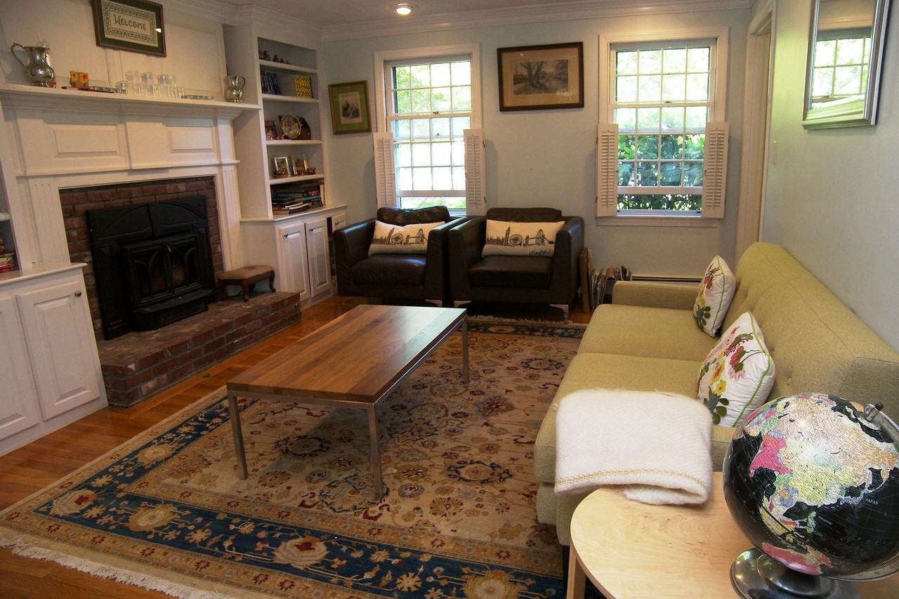 66 Blue Jay Dr - Photo 3 of 12