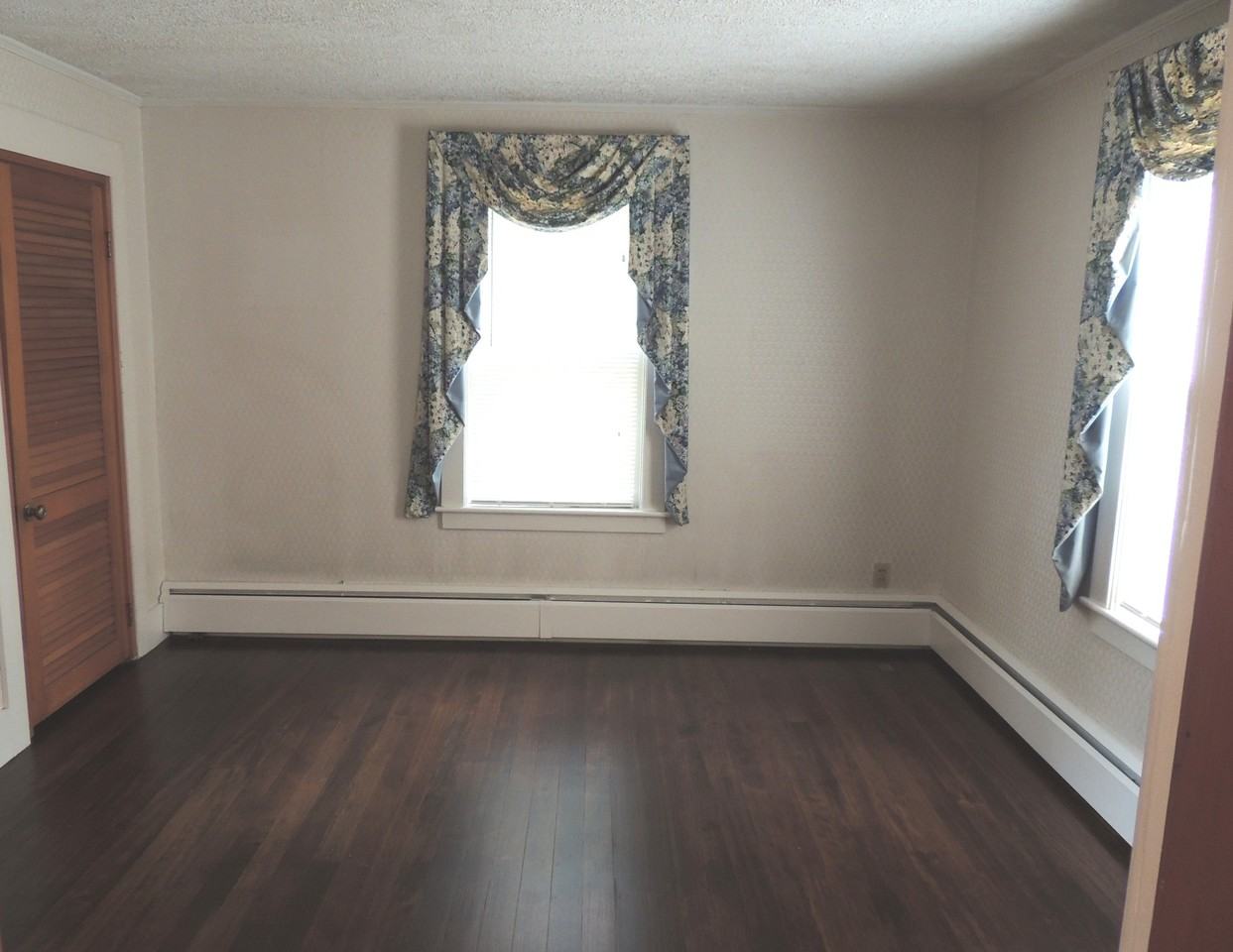 120 Concord Rd - Photo 3 of 8