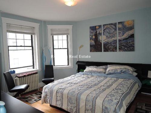 2 Sutherland Rd #32 - Photo 3 of 8