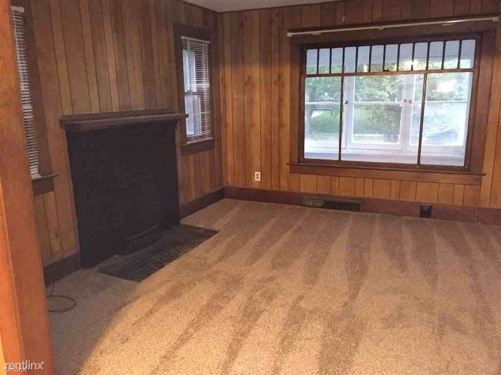 1724 Maplewood Ave - Photo 2 of 8