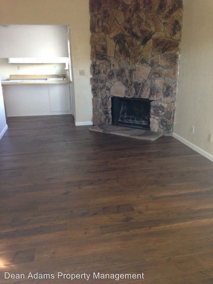 425 Cameron Way - Photo 3 of 5