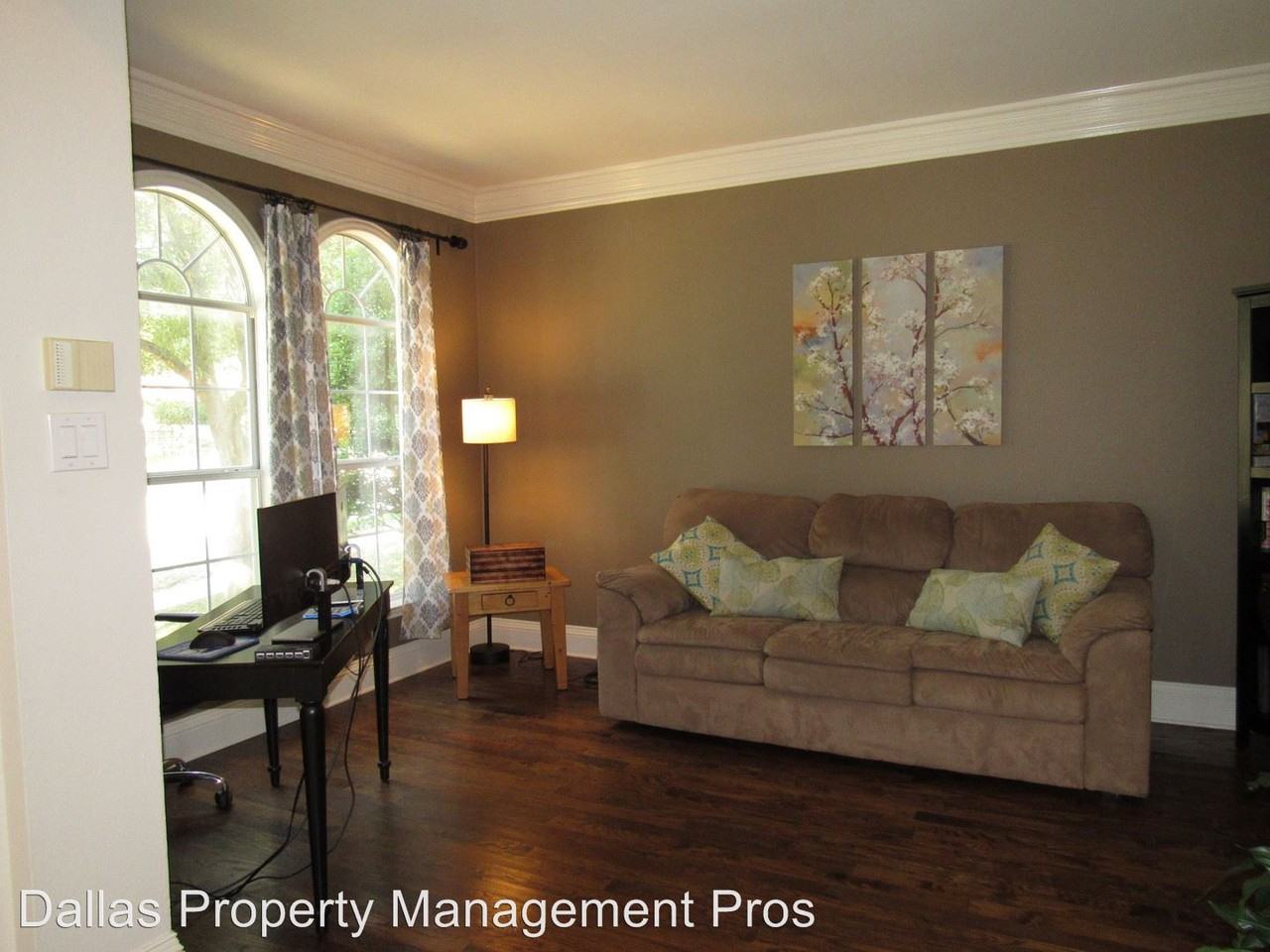 2005 Mulberry Way - Photo 2 of 25