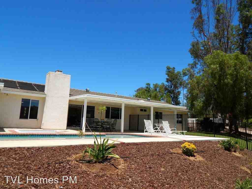 39797 Calle Bellagio - Photo 2 of 24