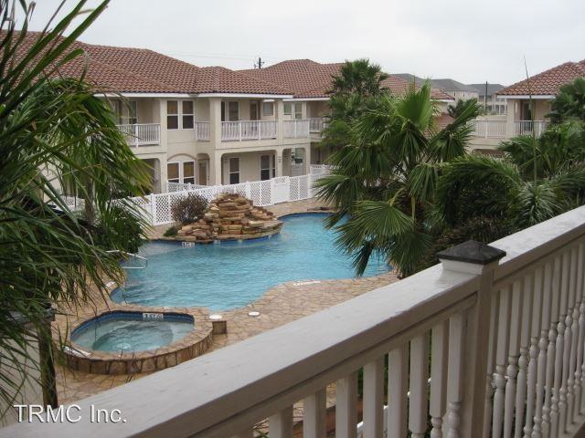 14813 14813 LEEWARD DRIVE - JOYA DEL MAR TOWNHOMES #404 - Photo 3 of 35