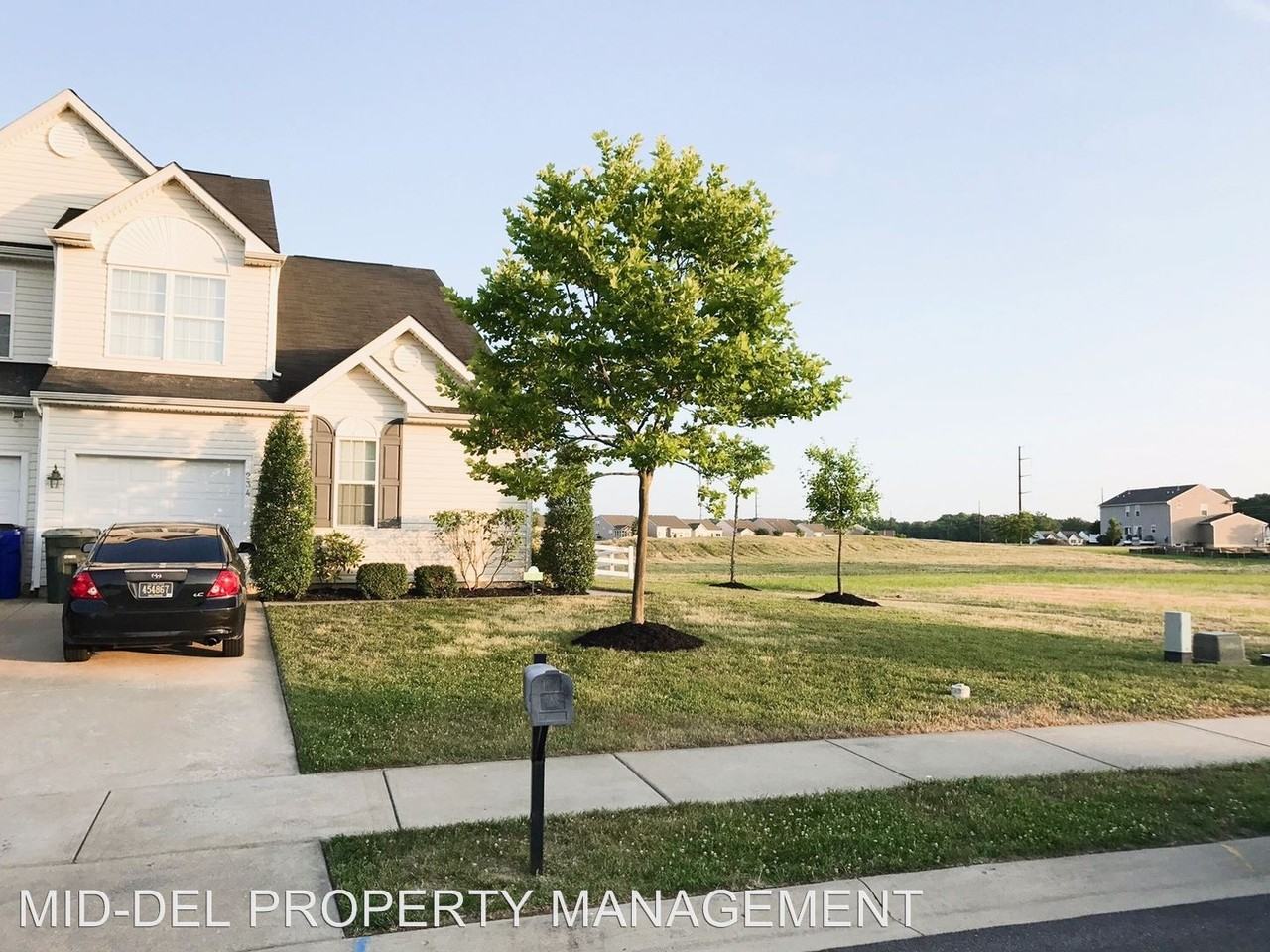 234 Avonbridge Dr - Photo 2 of 17