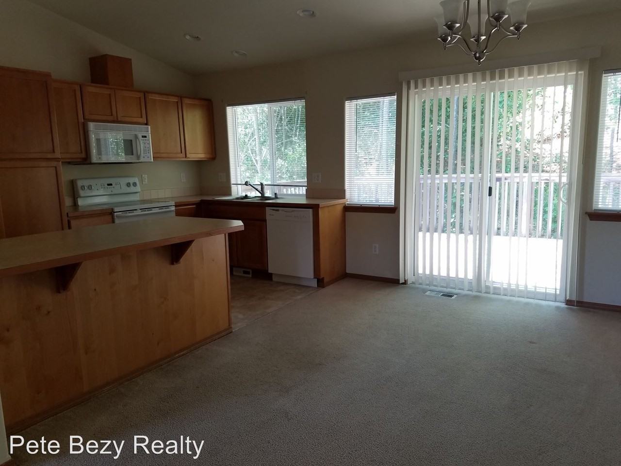 313 Kayli Ct - Photo 3 of 19