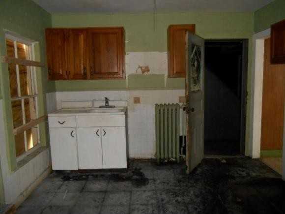 36 Doubleday St - Photo 2 of 4