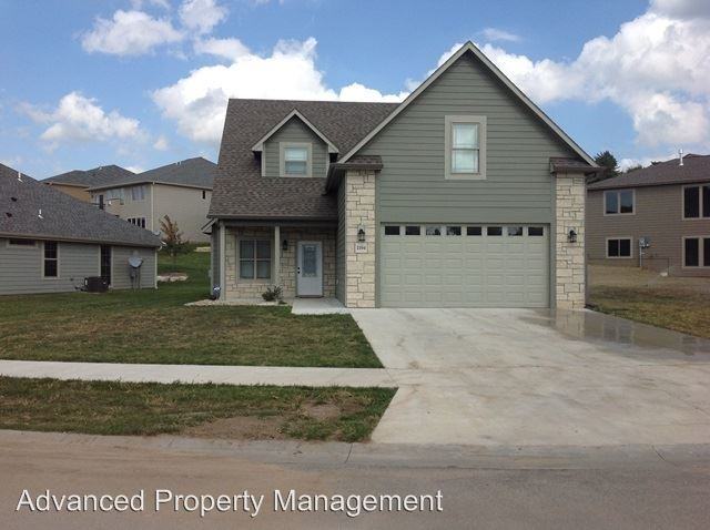 2104 Buckner Dr - Photo 2 of 31