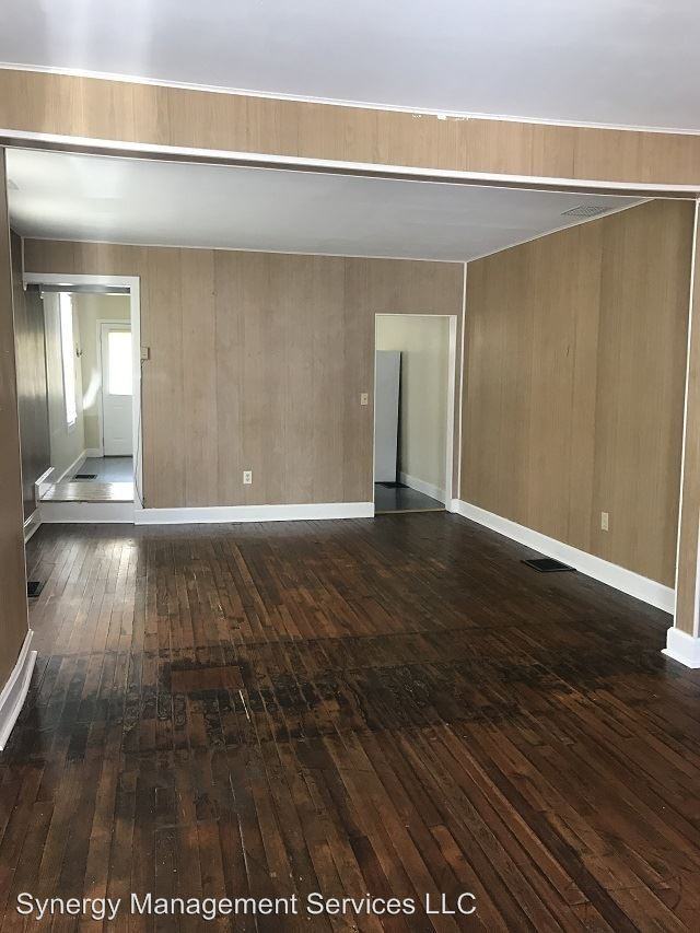 421 Freemont Street - Photo 2 of 13