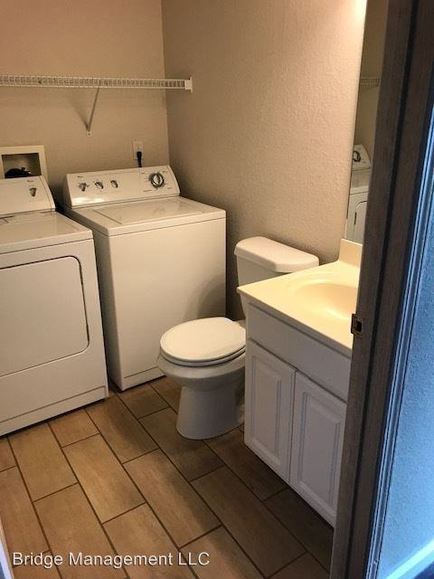 4731 Haden Ct - Photo 3 of 11