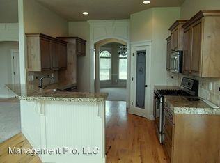 11751 Dynamite Ln - Photo 3 of 18