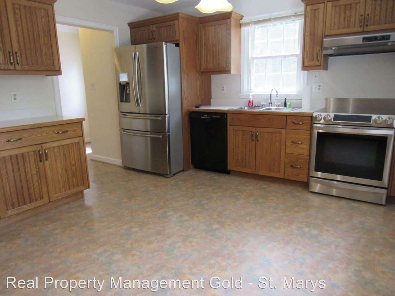 48070 Post Oak Rd - Photo 2 of 32