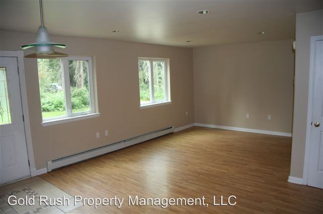 1872 Blackburn Way - Photo 3 of 16