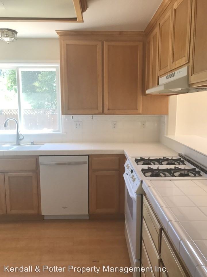 4604 W Walnut St - Photo 3 of 9