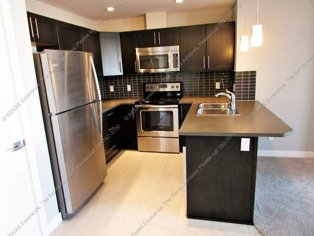 1031 173 Street - Photo 3 of 11