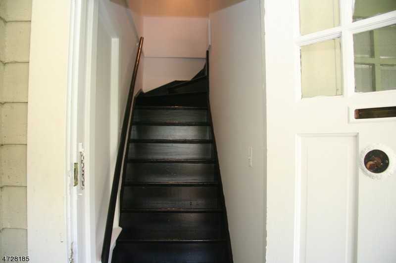 4 Jefferson Ave #2 - Photo 2 of 9